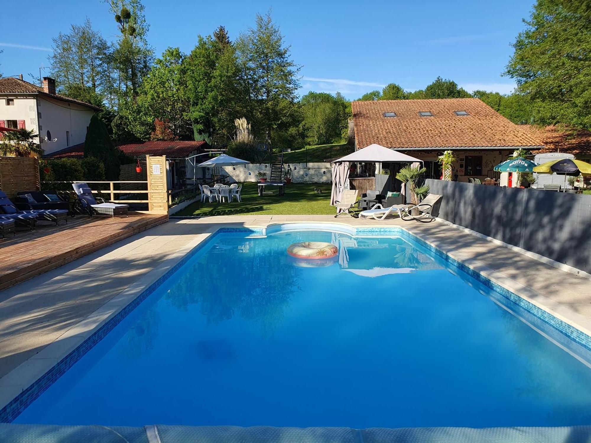 Moulin Du Pommier Glamping & Camping Saulgond Exterior foto